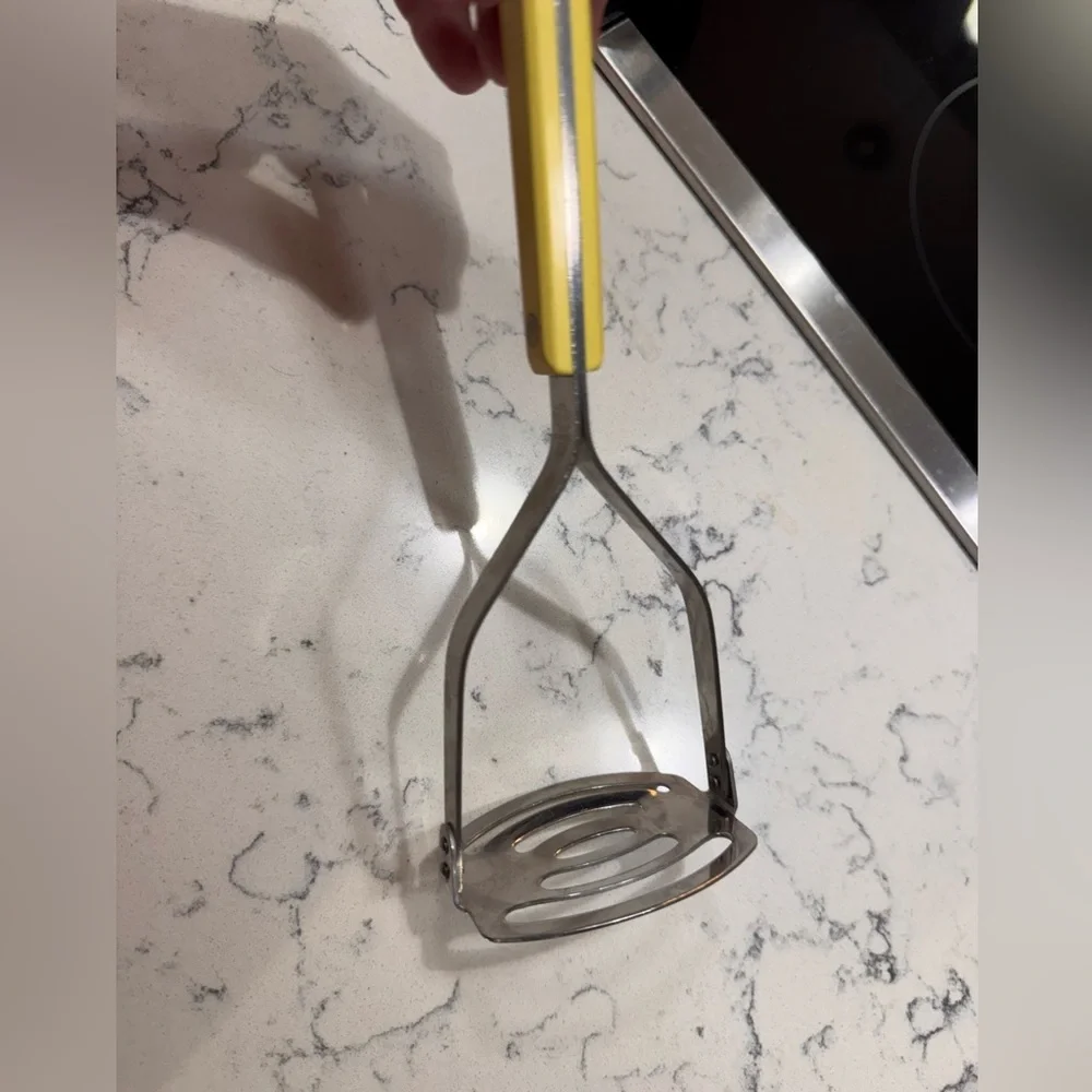 ACE Vegetable Masher, Stainless Steel & Bakelite, 9.5 in, Vintage 60's, USA